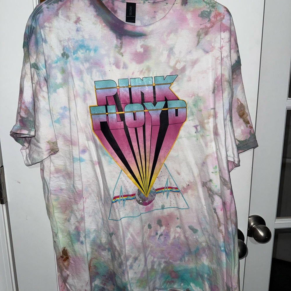 Comfort Colors Tie-Dye Pink Floyd Tee